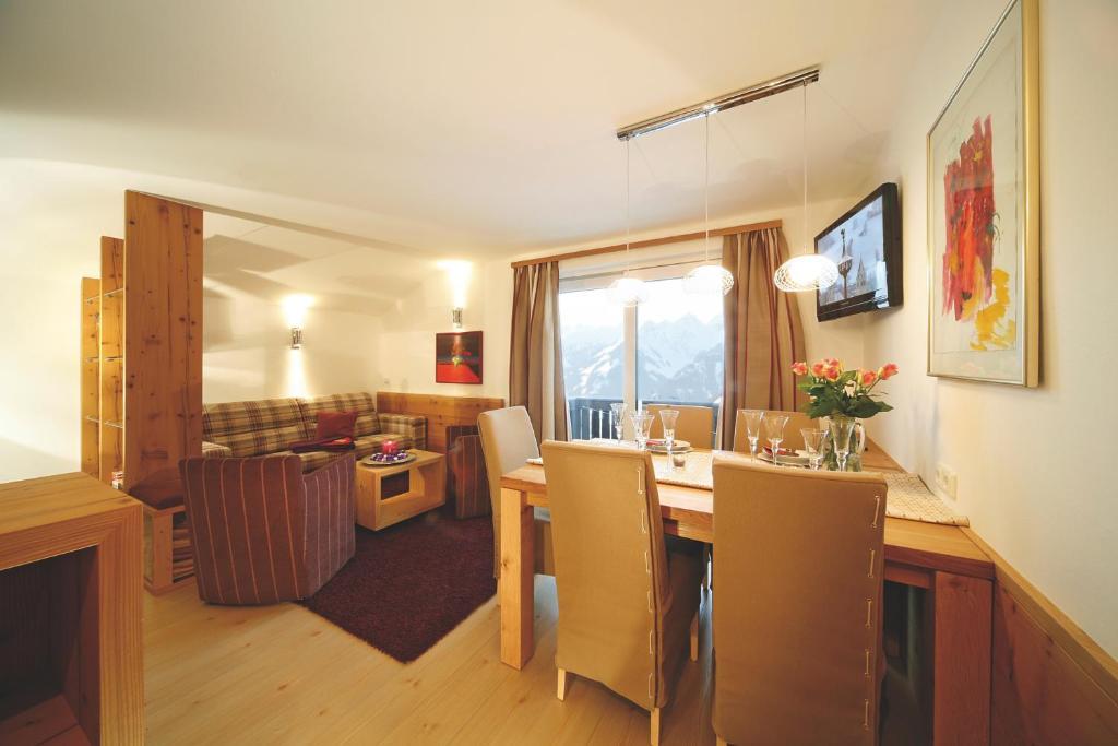 Apartment Haus Schatz Кицбюэль Номер фото